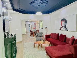 Luxury 2BR Apartment steps from Tahrir& Grand Egyptian Museum