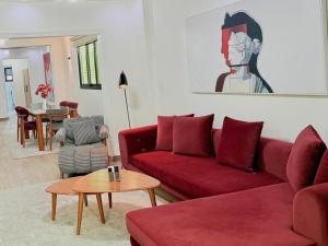 Luxury 2BR Apartment steps from Tahrir& Grand Egyptian Museum