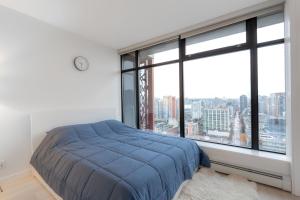 Luxury High Rise at Gastown Near BC Place
