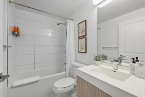 Stunning Family-Friendly Parking & City Views
