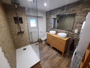 Charmante dépendance en rez de jardin dune maison