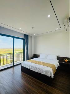 Khách sạn Crown Hotel 皇冠酒店