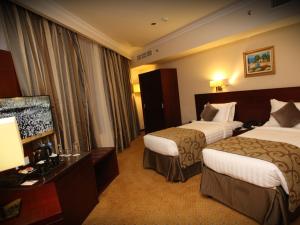 Junior Suite room in Al Rawda Al Aqeeq Hotel