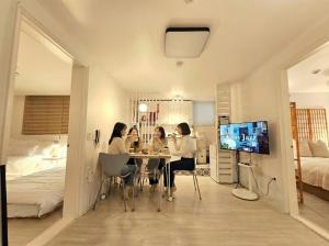 Spacious 2BR Home Near Hongdae 3 Beds for Family Friends