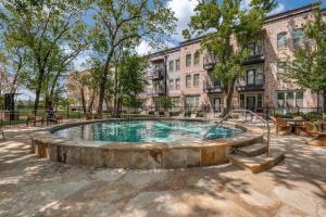 The City Nest - Near Dallas & DFW Airport