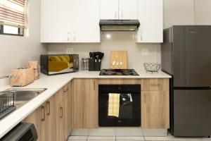 GreenPark Home A chic retreat and peaceful home