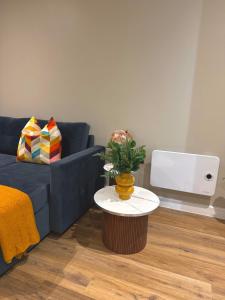 The Malthouse - Luxury City Apartment