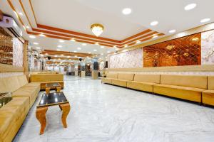 FabHotel Golden Mansion