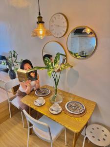 Zen One Studio Cozy Forest Retreat Near Abreeza