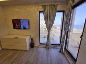 Sea View Infinity Family Suite