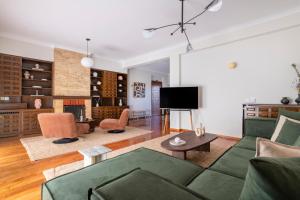 Comfort Living 3BR Apartment in Chalandri by UPSTREET