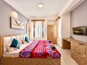Yepplo Holiday Home - Nongmynsong - Shillong - 24hrs Caretaker - Breakfast - Power Backup & Parking