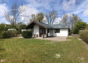 Spacious 6p vacation home with garden