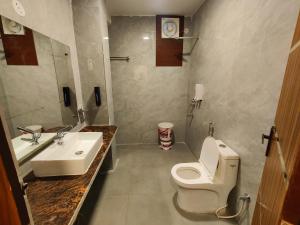Hotel Luxeevista by Navodayans Agra