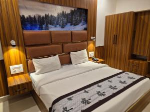 Hotel Luxeevista by Navodayans Agra