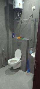 Family Friendly Cozy 2 BHK flat