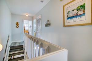 2 B, Three Bedroom Townhome