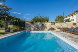 Šišman in Zemunik Donji - Haus für 10 Personen