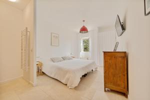 Authentic Provencal farmhouse with pool for rent in Provence - LEvasion