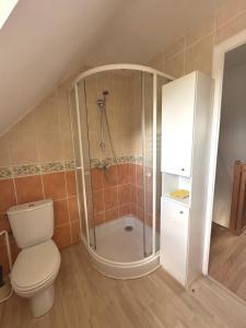 Maison spacieuse-3 chambres-jardin-parking privé