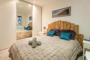 T2 avec Terrasse à Six-Fours - Piscine Parking