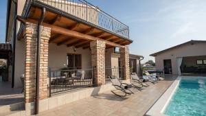 Villa Mattuzzi by Villas Guide