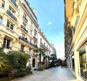 Studio Premium Saint Germain Rue d Assas Paris 6e
