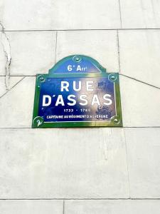 Studio Premium Saint Germain Rue d Assas Paris 6e