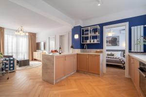 Riverline 2BDR OldTown