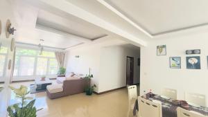 China garden ocean view