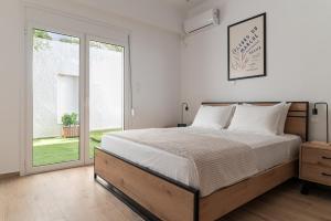 Athens Urban Vibes 2 Backyard Bliss Patio