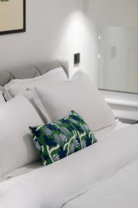 Splash Modern Loft by BiNoBi!