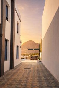 Seascape Horizon Retreat Mountain & Sea View