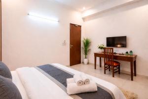 Hotel Near Medanta Medicity Sector 38