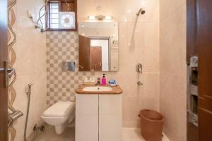 Hotel Near Medanta Medicity Sector 38