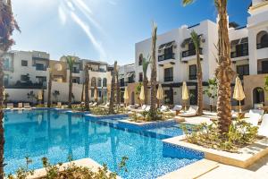 Stylishly furnished and quietly located apartment