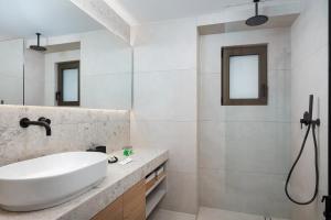 Glyfada Signature Apartment