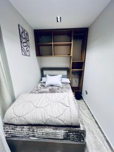 Luxury Apartment - 4BR - 2Baths - Sea View Balcony