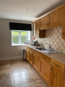 Cumberwell Cottages-Dash Corner