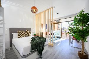 Palmeras Cristal by 10ToSea