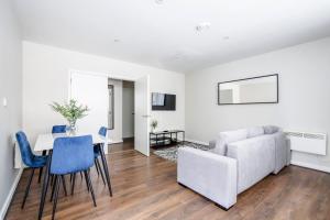 Henry Street Luxe Apartments by BOLD Apartments