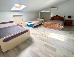 Spacious 1 bedroom apartment with an attic bedroom