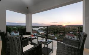 Villa Toma - Private Estate