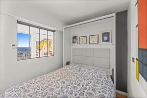 REF 1926 - Cannes Center - Sea view apartment for rent