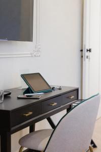 SOFIA Suites & Rooms