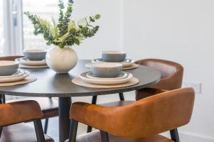 Thameside Suite - Free Parking - 2 BR - Heathrow