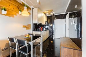 Oceanfront Studio with Private Balcony in Playa Paraíso