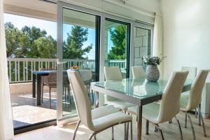 Apartments Simic Makarska