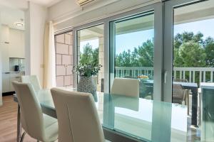 Apartments Simic Makarska