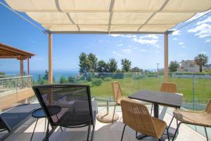 Villa Three Kriopigi by Halkidiki Villas